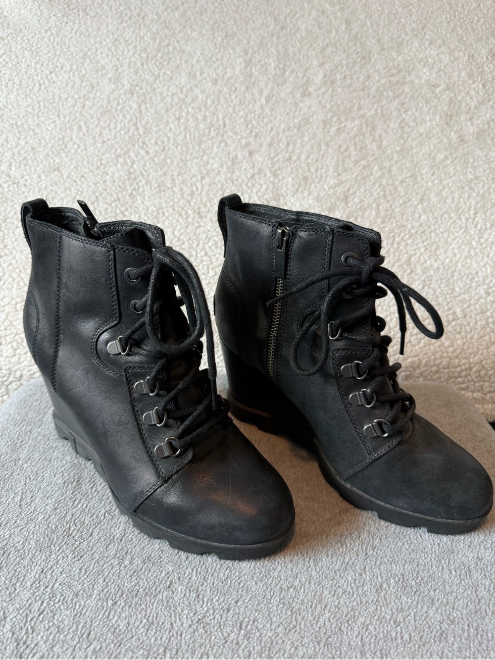 Sorel Women's Black Lace-Up Wedge Ankle Boots